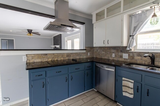 Building Photo - 9 Lackland Cir