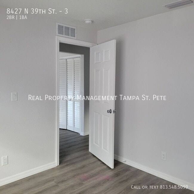 Building Photo - 8427 N 39th St