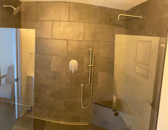 Building Photo - 266 Orion Ln