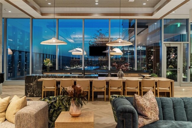 Building Photo - 600 Guadalupe St