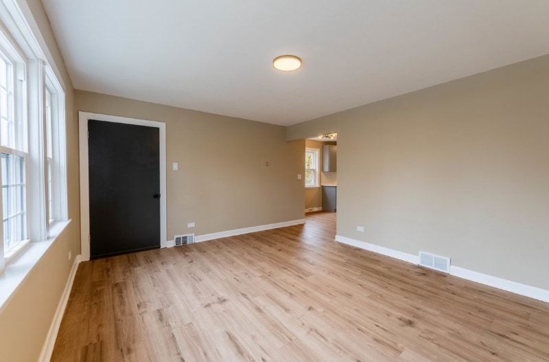 Building Photo - 3007 Euclid Ave