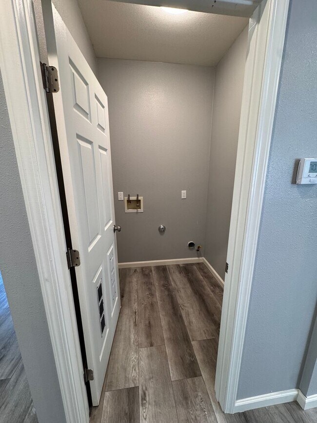 Building Photo - ADU Garden Grove