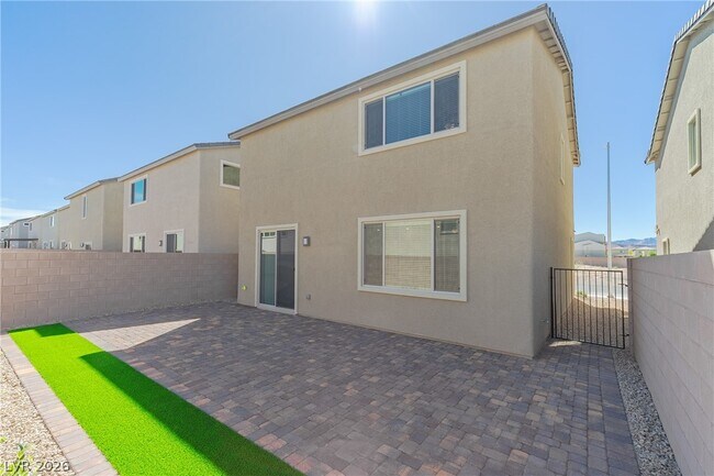 Building Photo - 7382 Pioneer Way