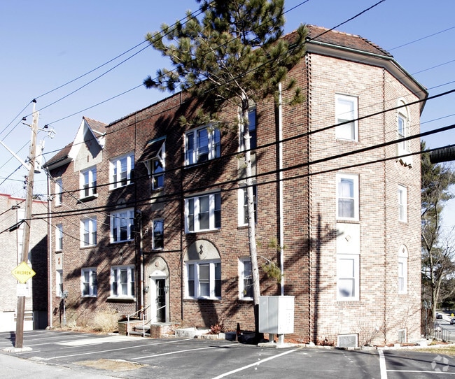 Primary Photo - Taft Avenue Apartments