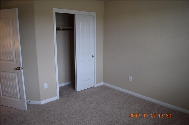 Building Photo - 313 N Heatherwilde Blvd