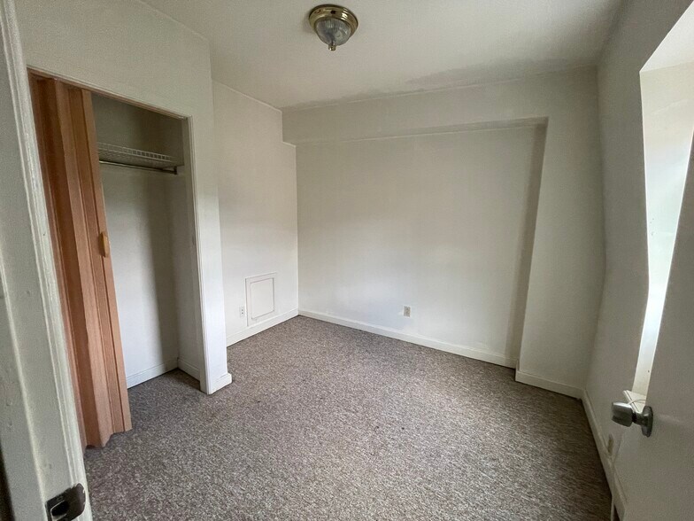 BEDROOM 2 - 1507 Spring Garden St