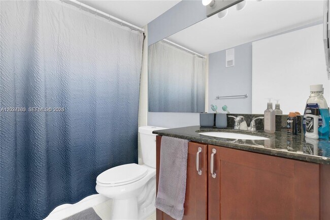 Building Photo - 770 Claughton Island Dr