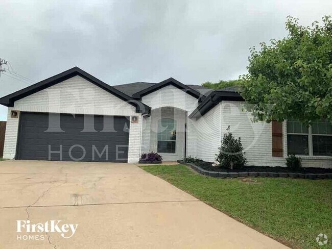 Building Photo - 1118 Cedar Ridge Ln