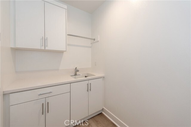 Building Photo - 160 Orange Grv