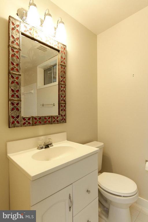 Building Photo - 4269 Exeter Dr