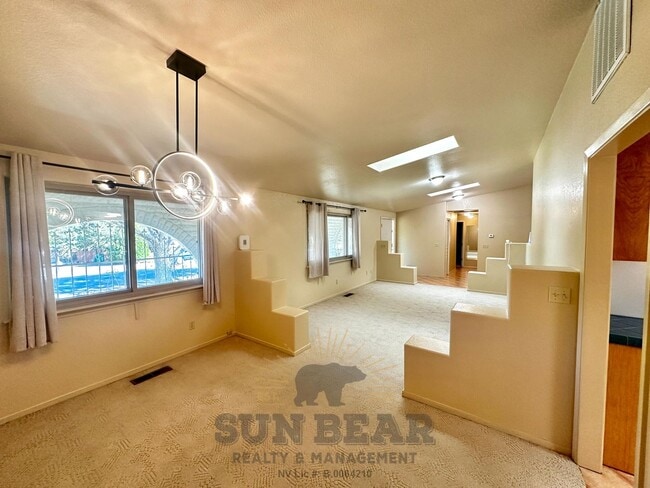 Building Photo - 3 Bedroom Home in S. Reno w new Fencing! Dog upon approval!