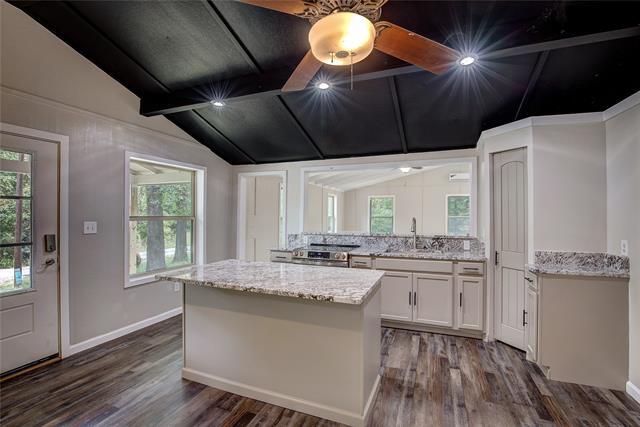 Building Photo - 2841 Honey Bee Ln