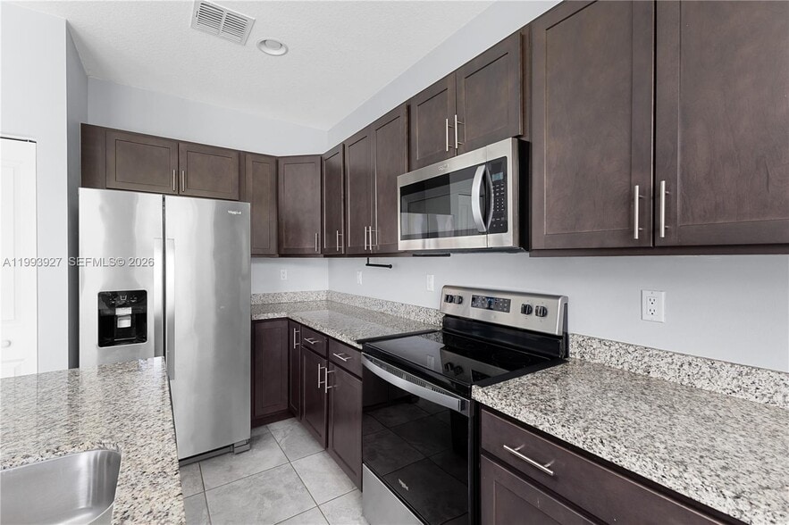 Building Photo - 4813 NW 48th Ter
