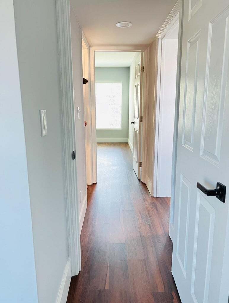 Building Photo - 314 Sunshine Dr