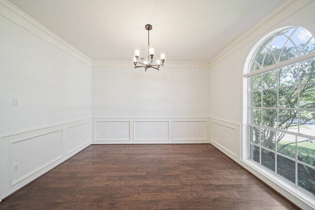 Building Photo - 5403 Indian Shores Ln