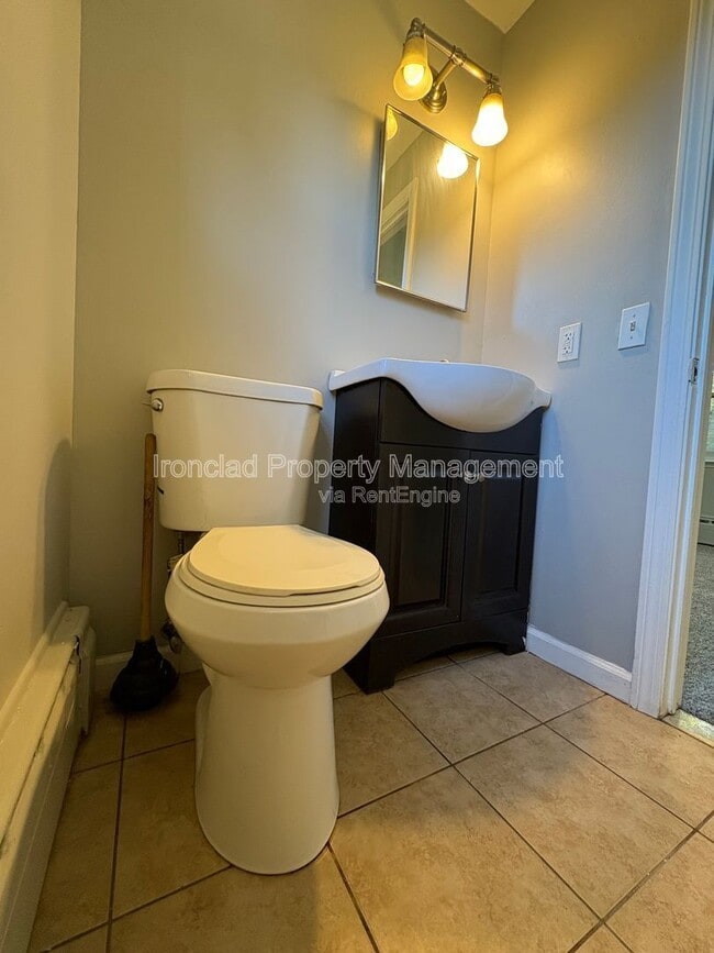 Building Photo - 600 Wadsworth St