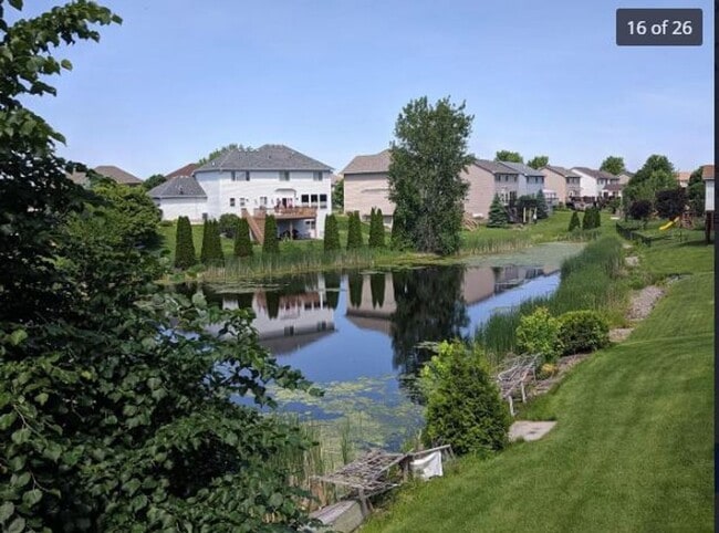 Building Photo - Spacious 4bed 3.5bath Single Family Home in Shakopee.  Featuring an in-home Theater