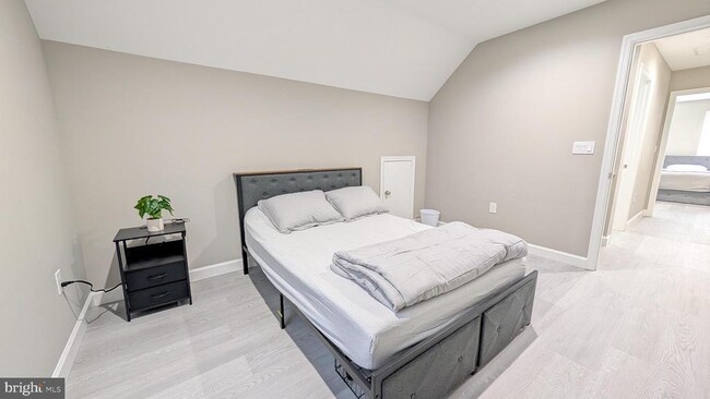 Building Photo - 2253 Papermill Rd