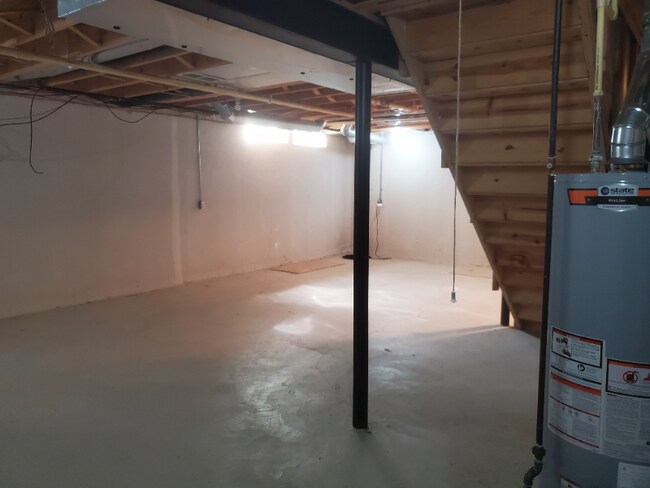 Building Photo - 185 Morgan Dr