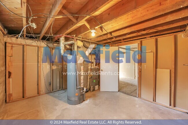 Building Photo - SUGAR HOUSE - 3 BD 1 BA Pet Friendly