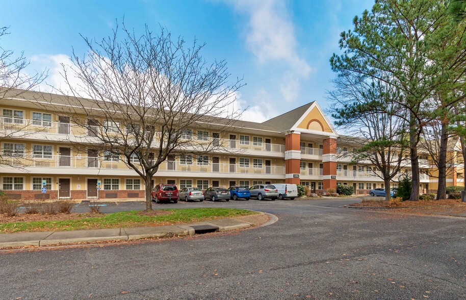 Building Photo - Furnished Studio-Newport News - Oyster Point