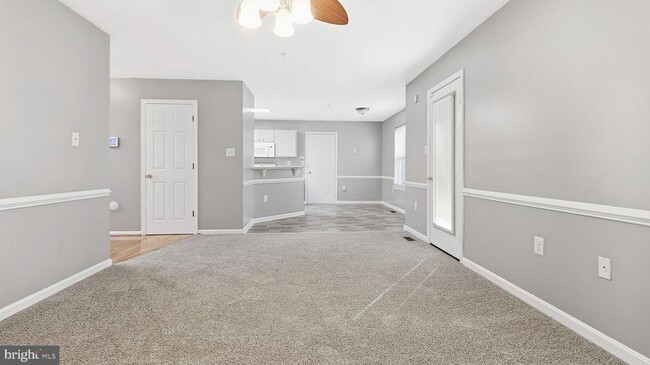 Building Photo - 14101 Kathleen Ln