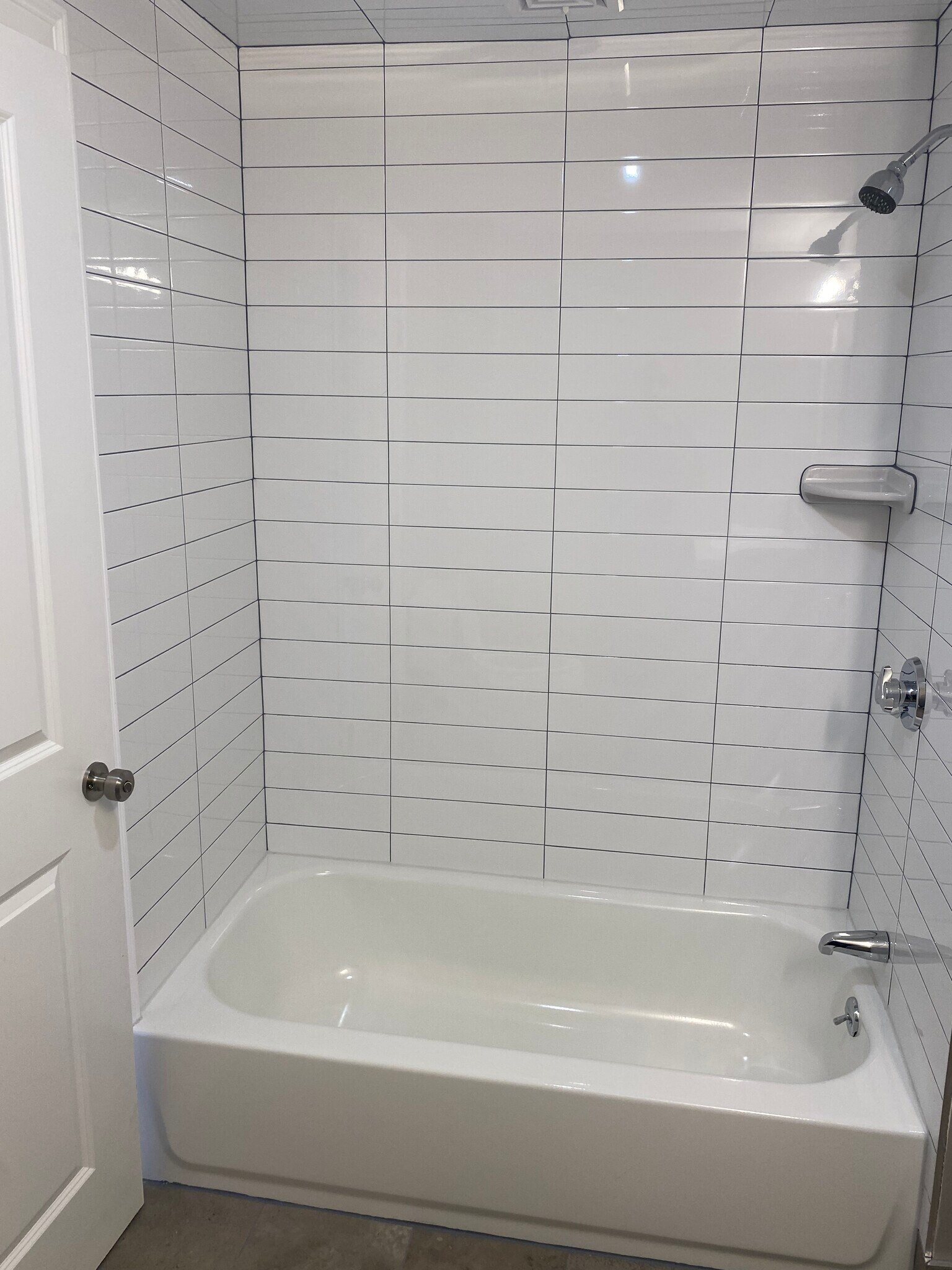 Building Photo - 1190 Plymouth Ave