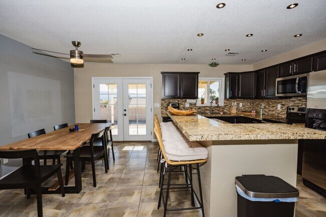 Building Photo - Your Year-Round Retreat in LHC!