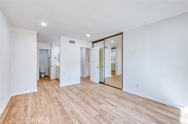 Building Photo - 961 S Mintwood Ln