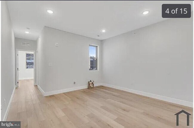Building Photo - 3260 N 13th St
