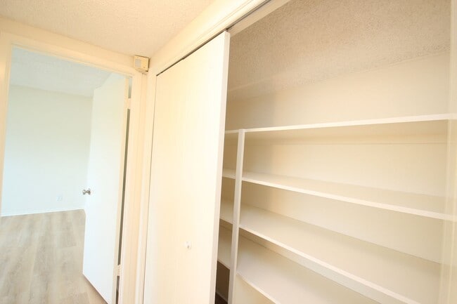 Building Photo - Welcome to this beautifully refreshed 4-bedroom, 2-bath two-story home located in desirable North...