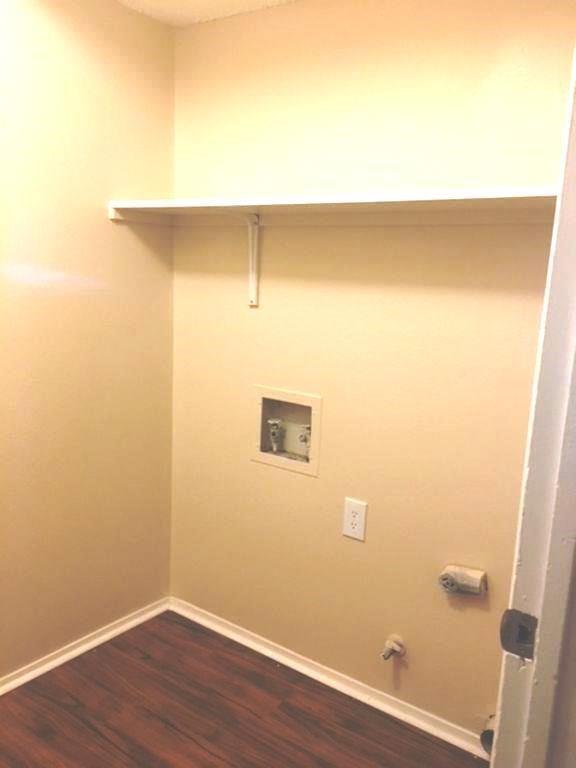 Building Photo - 9009 Quail Valley Dr