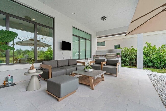 Building Photo - 13026 Artisan Cir