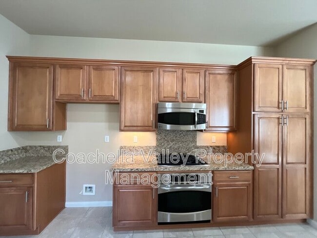 Building Photo - 81682 Avenida Alturas