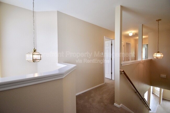 Building Photo - 10527 Cub Haven