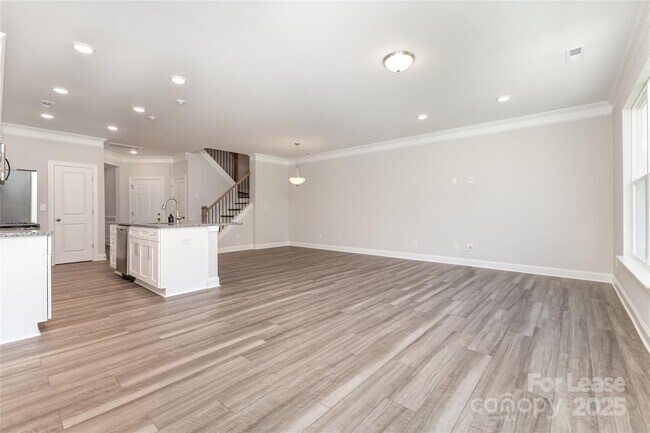 Building Photo - 6258 Tea Olive Dr