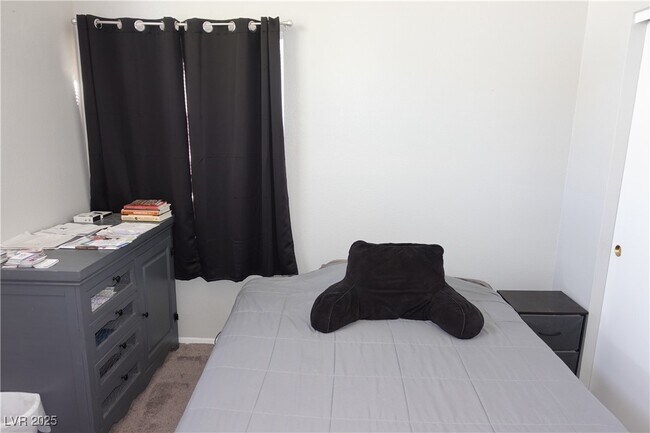 Building Photo - 8015 S Counterpoint Ln