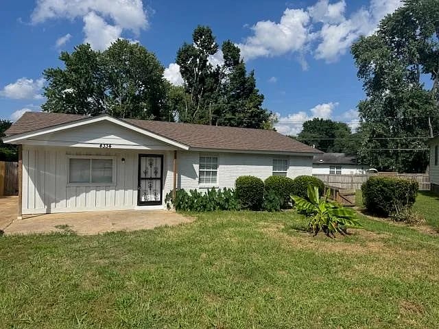 Primary Photo - 3284 Valley Stream Cove