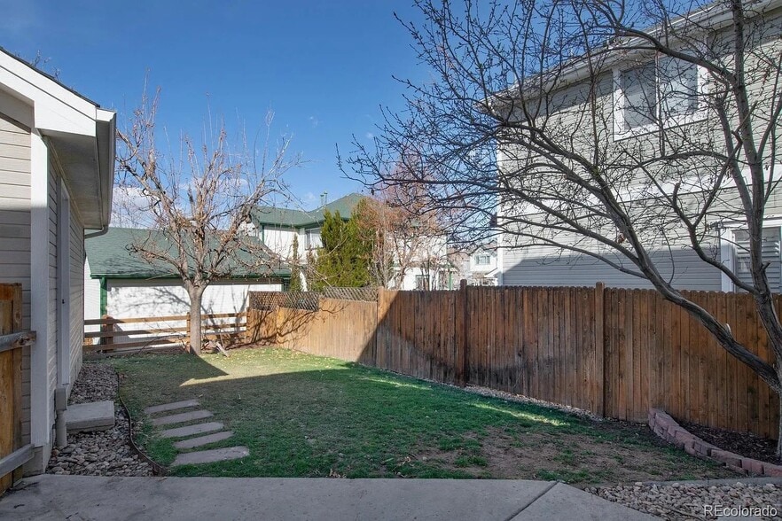 Building Photo - 8094 E Harvard Cir