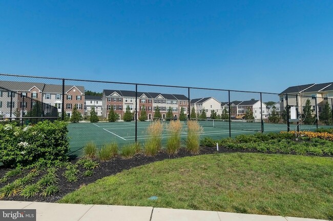 Building Photo - 7530 Stonehouse Run Dr