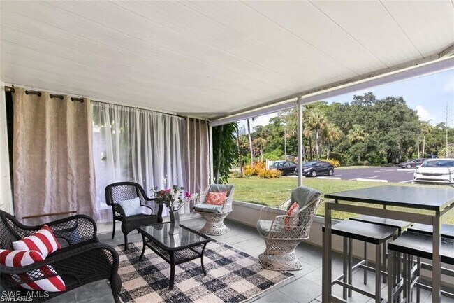 Building Photo - 10725 Wilson St