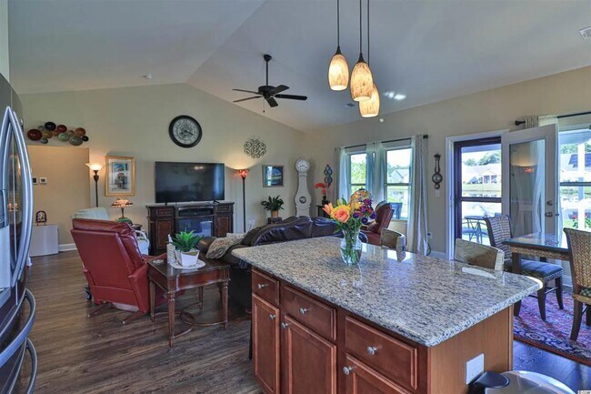 Building Photo - 5600 Plantersville Pl