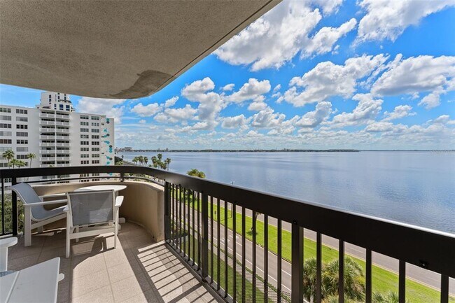 Building Photo - 2413 Bayshore Blvd