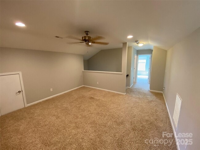 Building Photo - 5839 Eleanor Rigby Rd