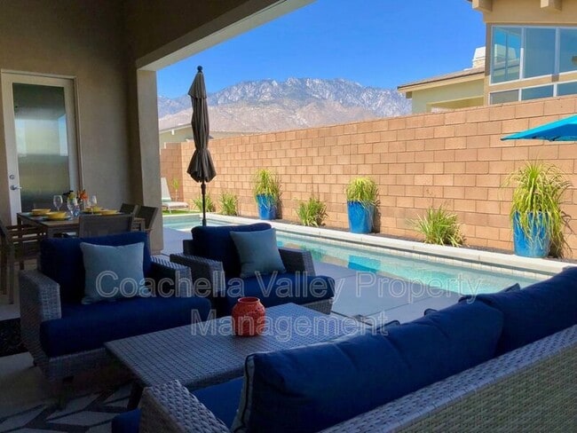 Building Photo - 4141 Sadao Ct