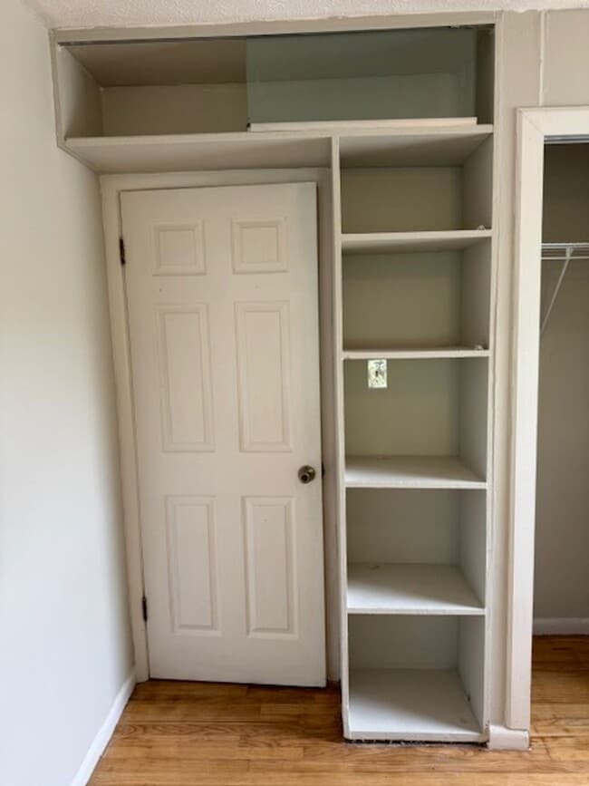 Building Photo - South AVL - 3/2 with Sunroom and Flex Space!