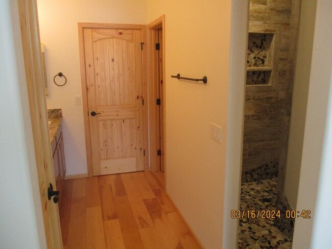 Building Photo - 2520 Waters Edge Ln