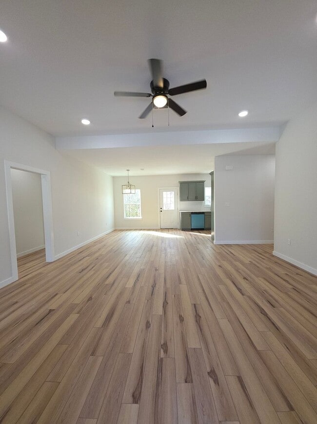 Building Photo - 1529 N 2nd St