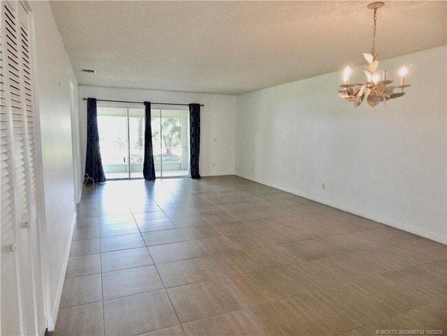 Building Photo - 1600 SE St Lucie Blvd