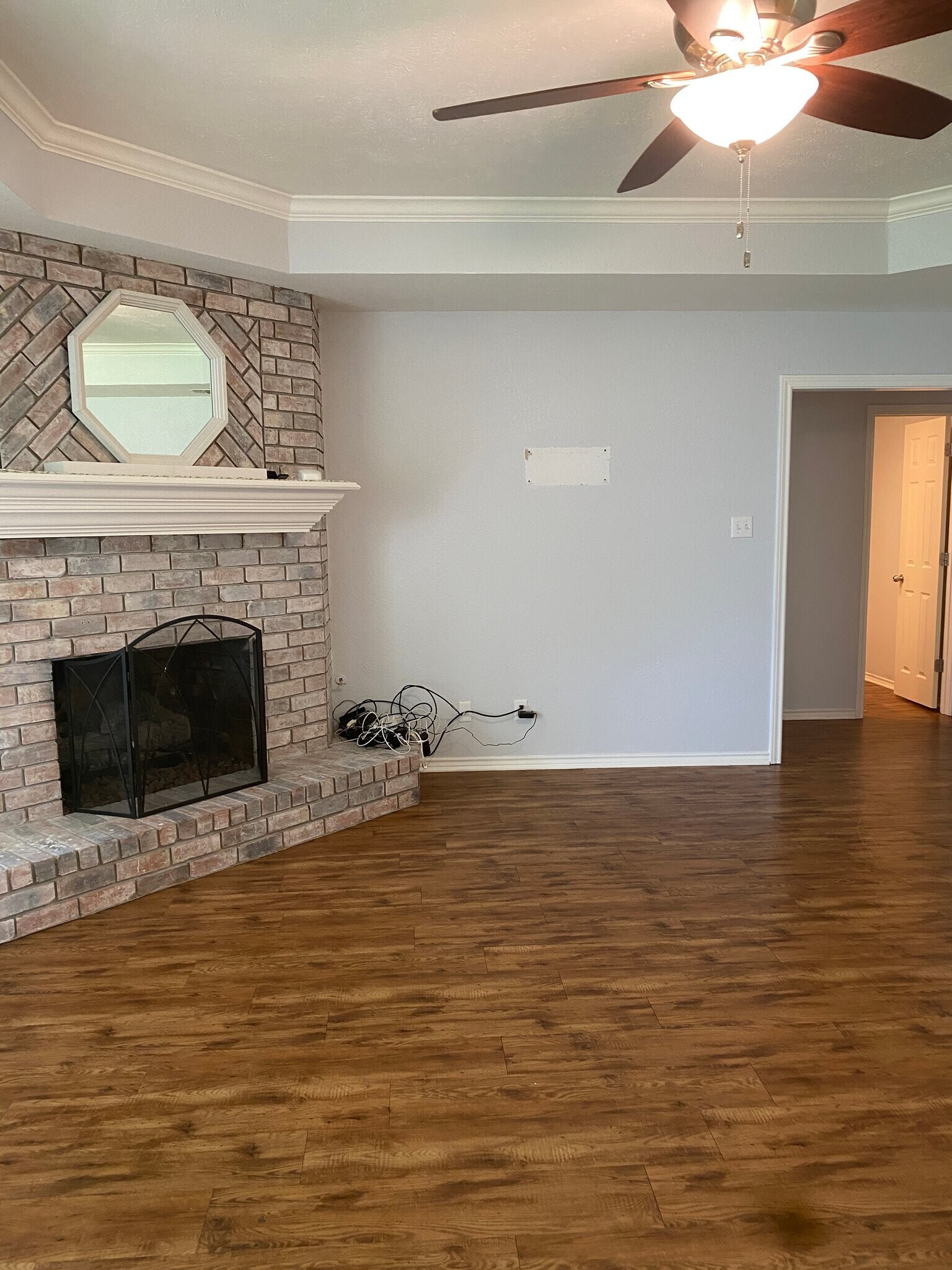 Building Photo - 5606 Cliffwood Dr